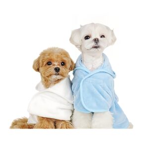 1. The pet absorbent bath towel boasts a soft and plush texture and is ingeniously designed with a hood to envelop pets from all angles. The towel swiftly absorbs moisture from their fur, ensuring they remain immaculately clean and dry. 2. The strap design securely keeps pets in place while they wear the towels, preventing any accidental slips or falls. 3. Pet absorbent towels are typically larger and more absorbent than conventional towels, making them highly effective in drying pets of all sizes.