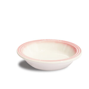 This pet bowl has a simple and elegant appearance, which can perfectly match various home styles. The bowl body is made of high-quality ceramic material, which is hard, durable, not easily damaged and easy to clean. In addition, ceramic materials have good thermal insulation properties, which can maintain the temperature of food and water, making pet drinking and eating more comfortable. In addition to appearance and practicality, another advantage is safety. The edges of the bowl are very smooth and won't scratch pets or pet owners. In addition, ceramic materials themselves are non-toxic and harmless, making them an environmentally friendly and safe material. Overall, the Cool Color Plate Ceramic Bowl is a pet bowl that is very suitable for pet owners to choose from. It not only has a beautiful appearance, strong durability, good insulation performance, but also high safety, making it an excellent product in the pet product market.